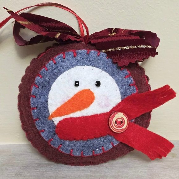 Handmade felt ornament, Christmas ornament, felt, hand embroidery work - Picture 7 of 10